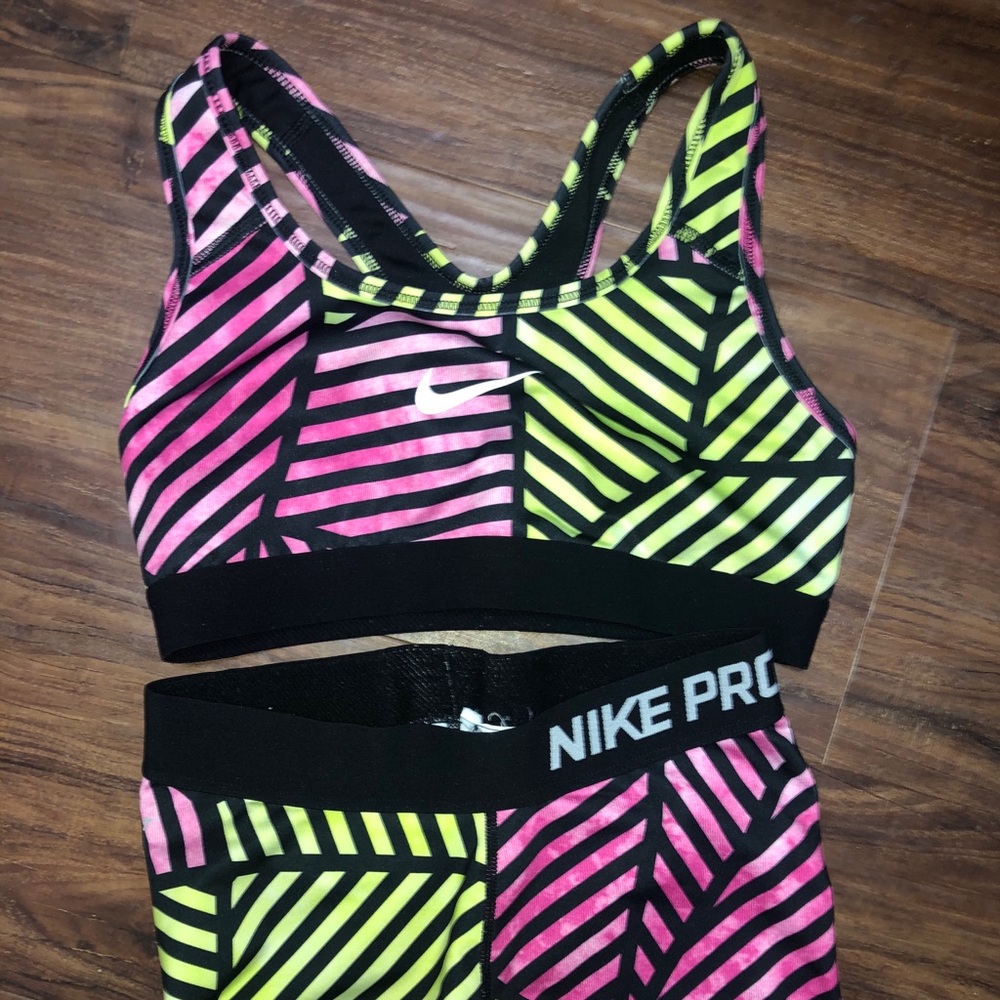 Nike Pro set